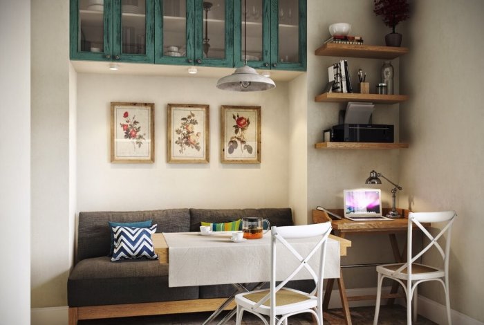 Шкафы над диваном на кухне