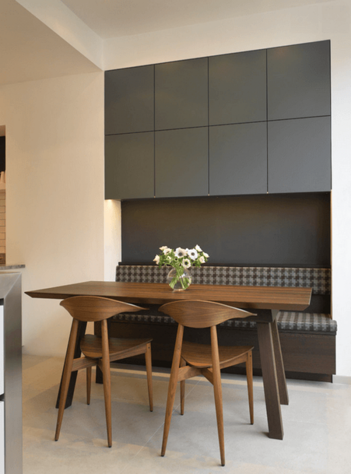 Шкафы над обеденной зоной