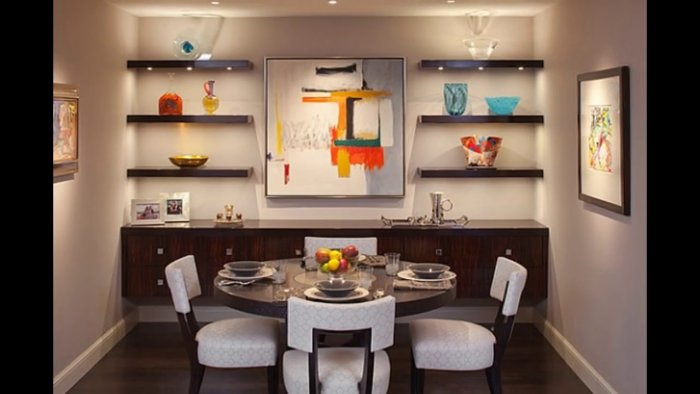 Шкафчики над кухонным столом