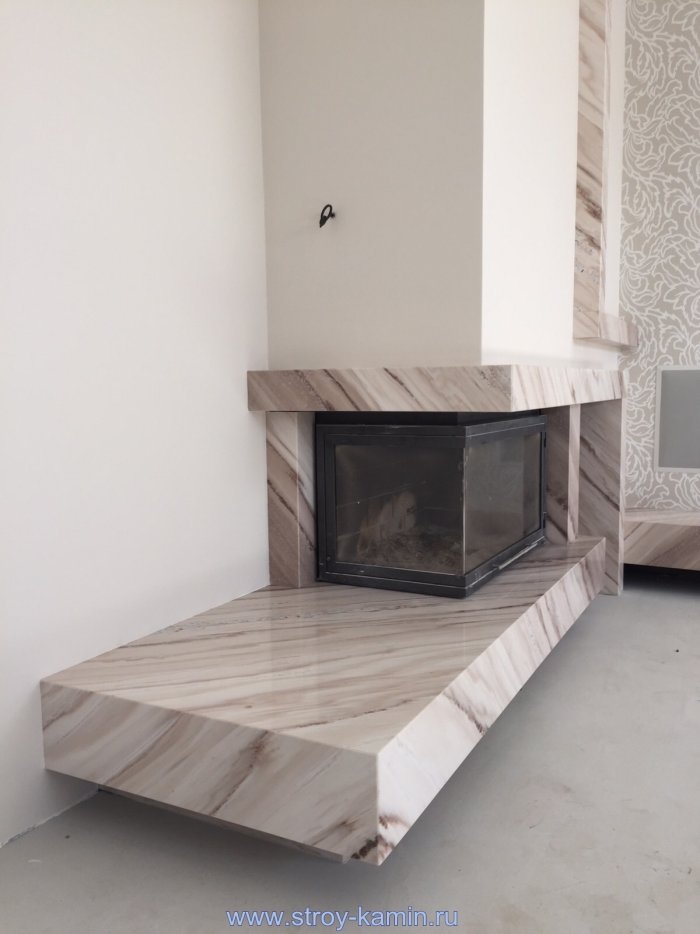 Угловой камин из керамогранита