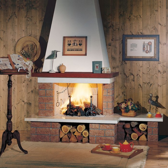 Камин отделанный деревом