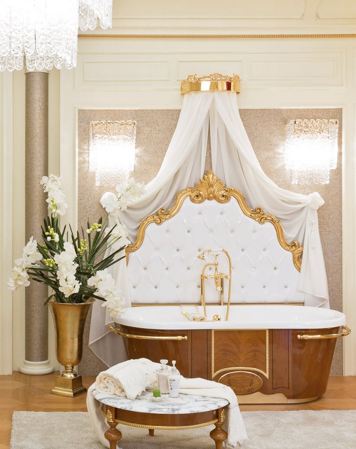 Линеатре Версаче