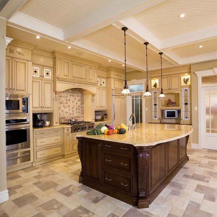 Дорогие кухни