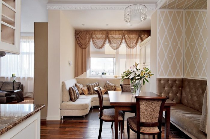 Шторы в интерьере кухни гостиной