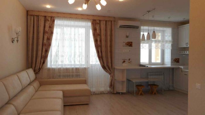 Шторы в гостиную совмещенную с лоджией