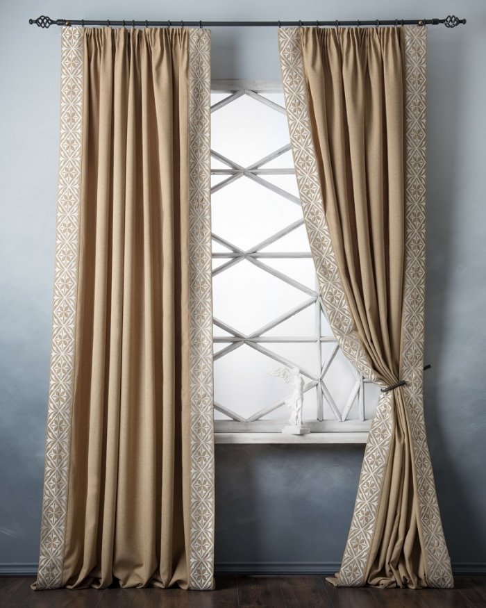 Шторы двухцветные бежевые в гостиную в Параскева