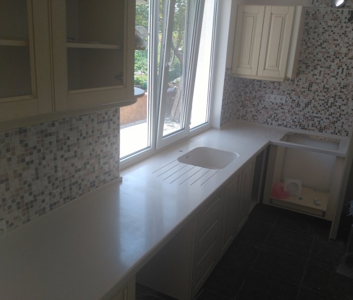 Подоконник-столешница на кухне