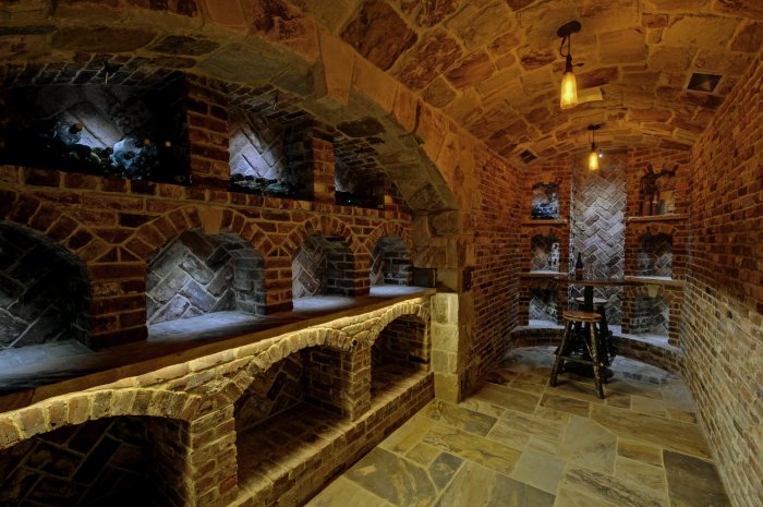 Частный винный погреб