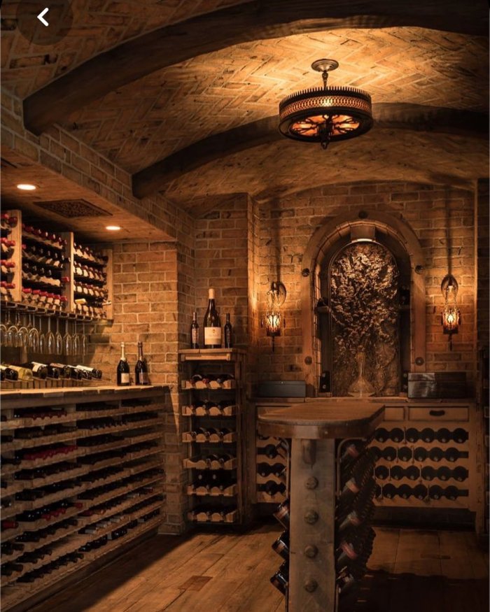 Винный погреб интерьер