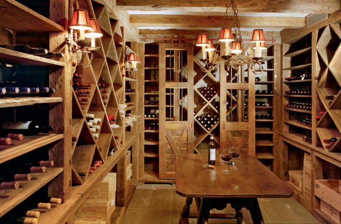 Винный погреб Мрия