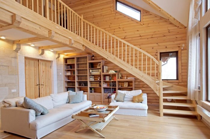 Лестницы и второй свет в доме из клееного бруса