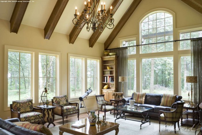 Второй свет в интерьере загородного дома