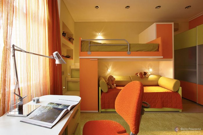 Маленькая комната для двоих взрослых