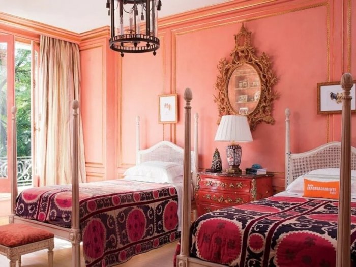 Спальня в розовых тонах