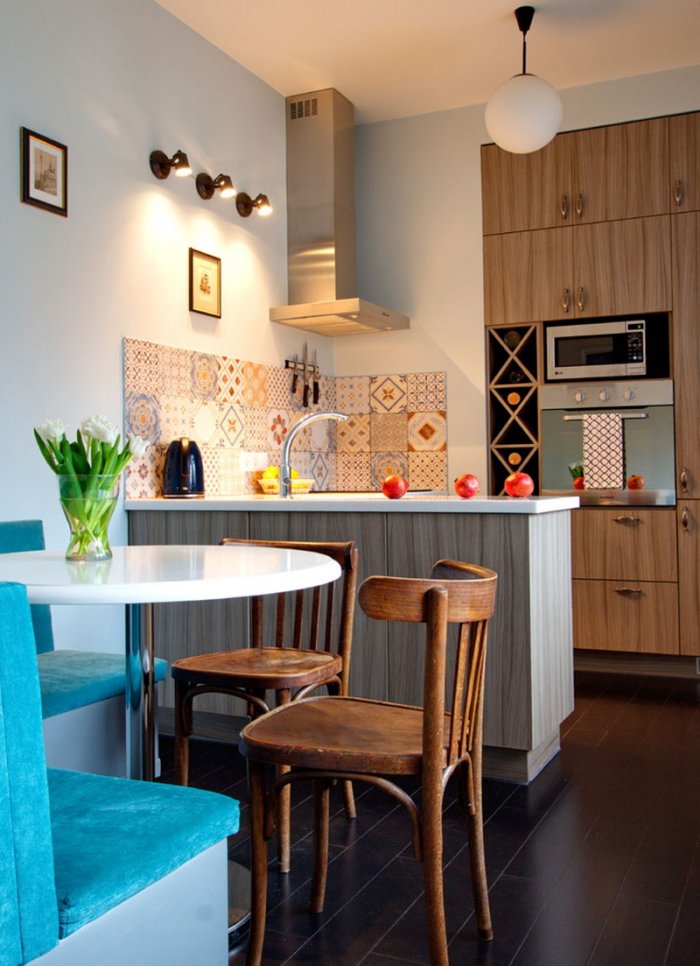 Интерьер обеденной зоны на кухне