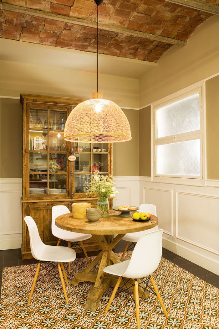 Интерьер кухни обеденная