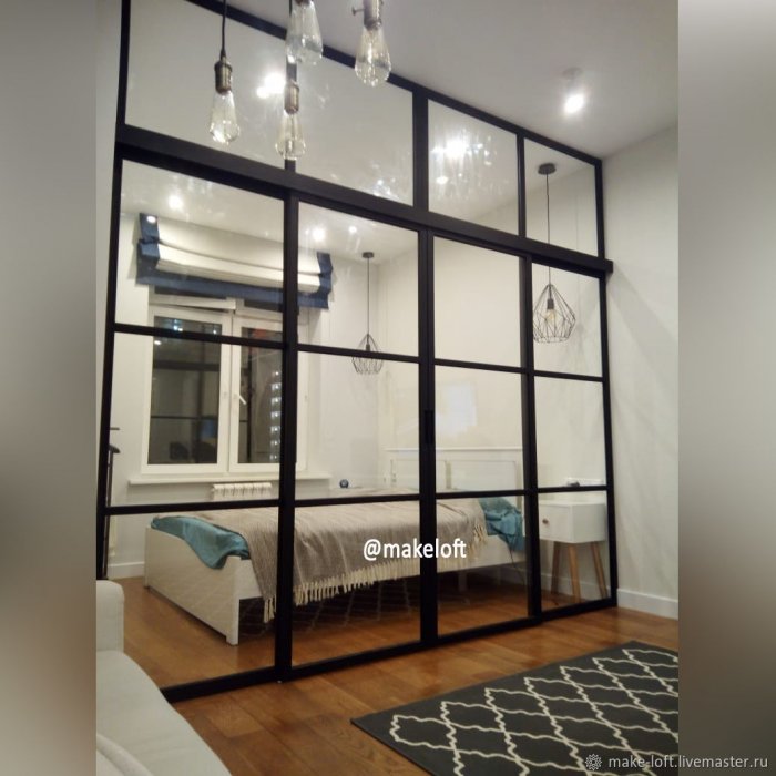 Раздвижная лофт перегородка телескопик