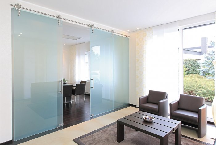 Henry Glass раздвижная цельностеклянная дверь