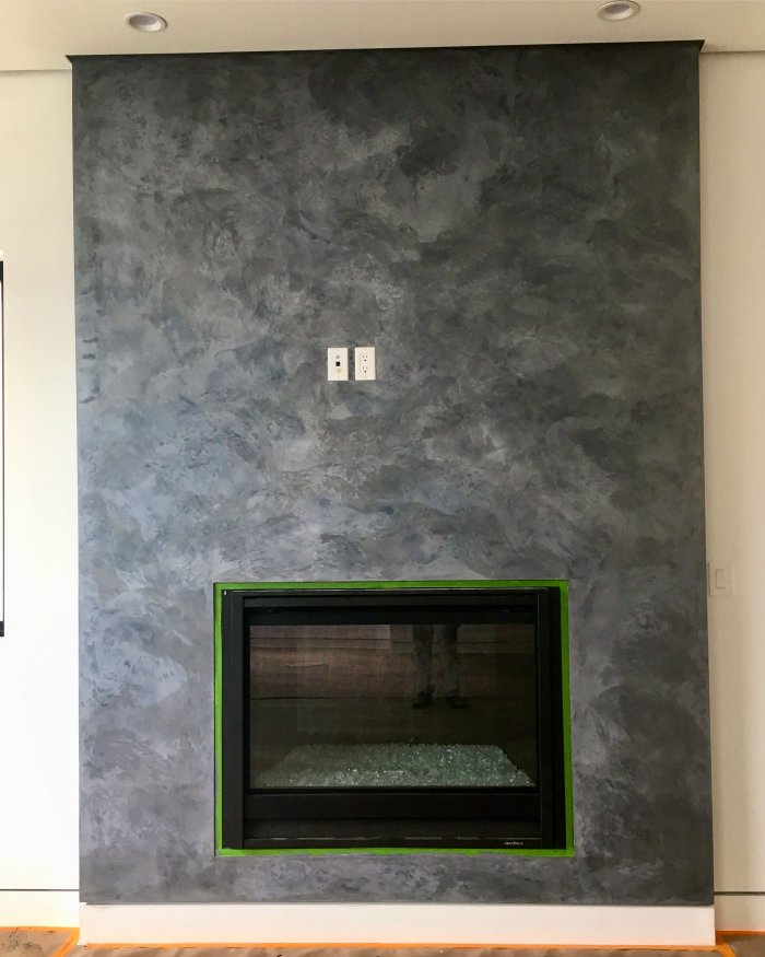 Камин венецианская штукатурка под мрамор