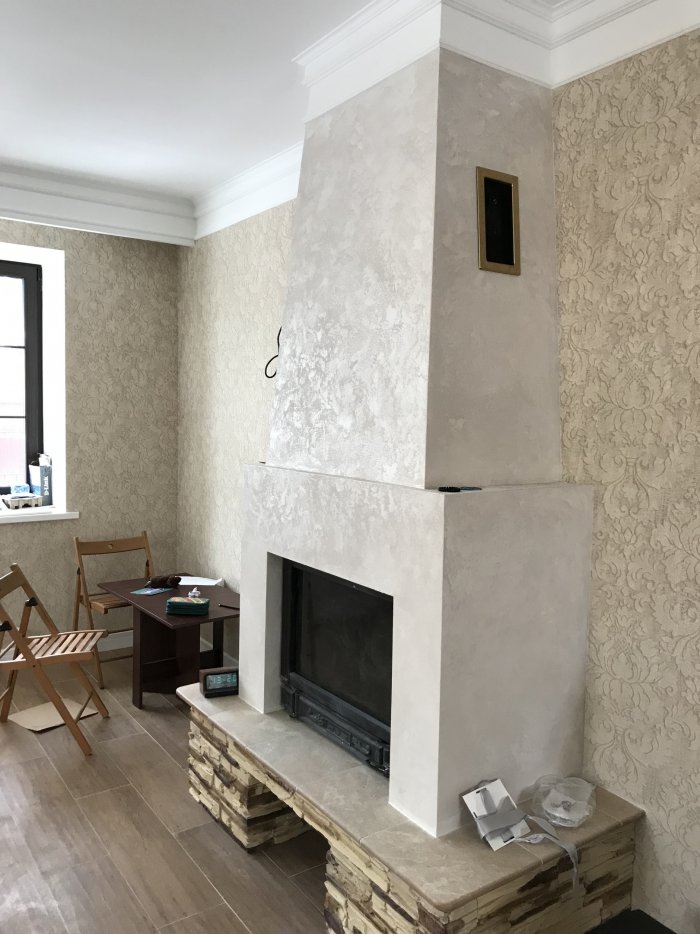 Венецианская штукатурка камина