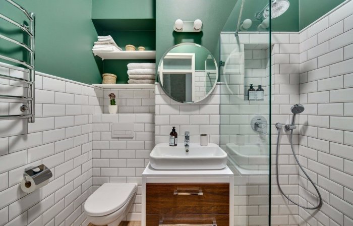 Малогабаритная ванная с туалетом