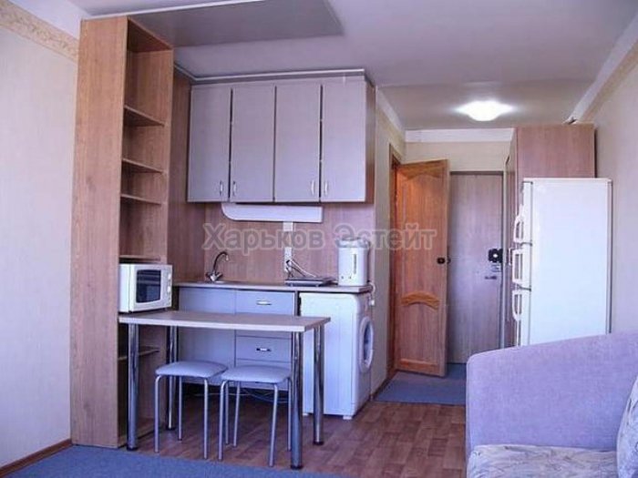 Обставить малосемейку