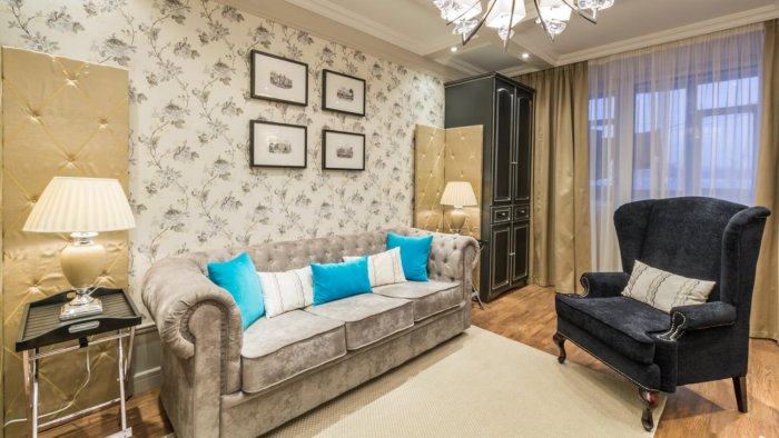 Гостиная с диваном