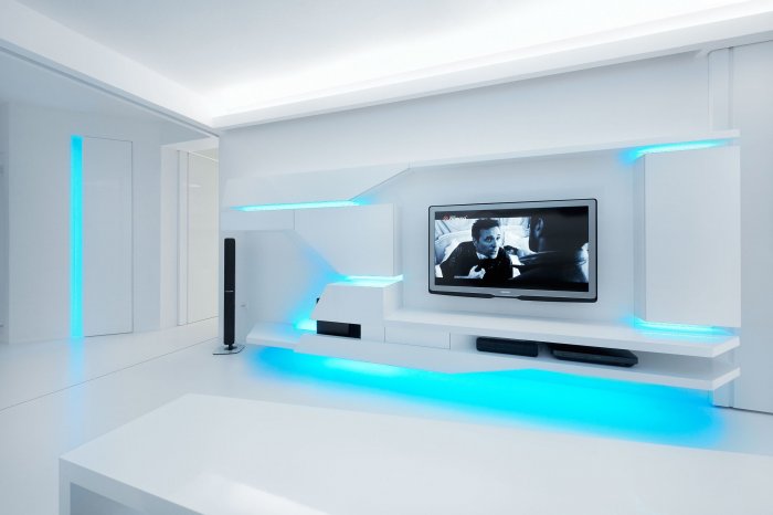 Гостиная с неоновой подсветкой