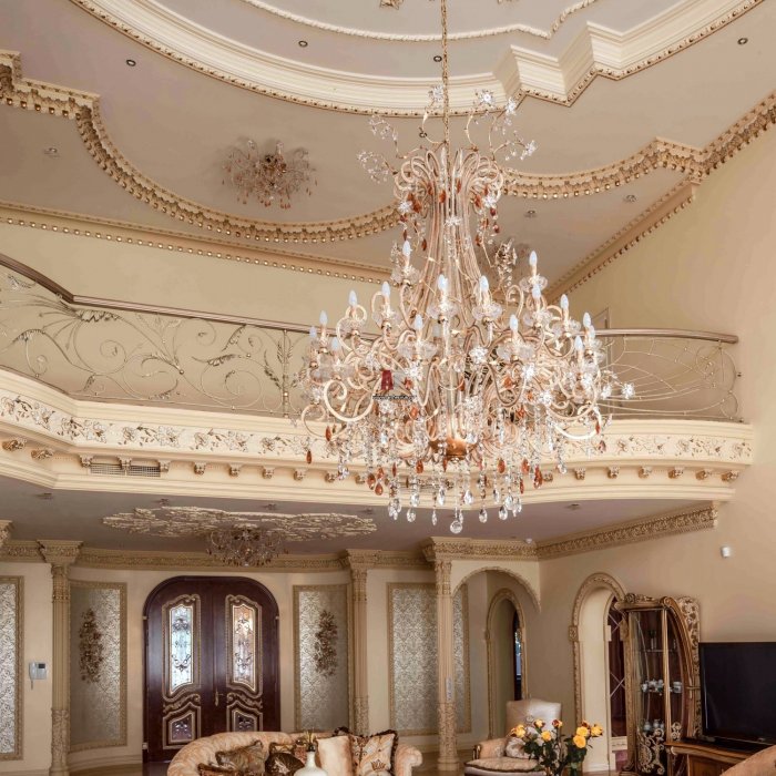 Дворцовый стиль в интерьере