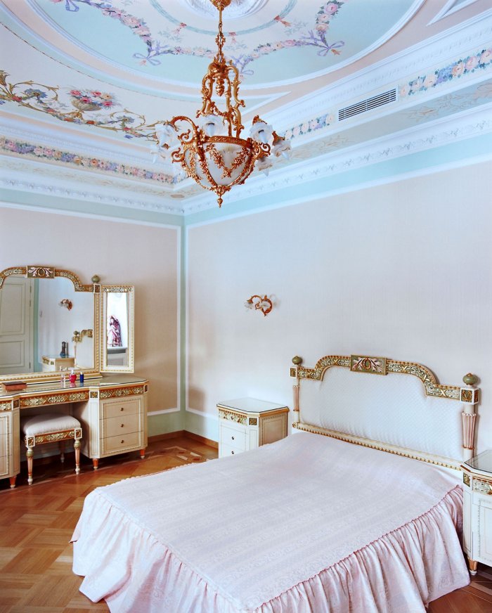 Спальня в дворцовом стиле