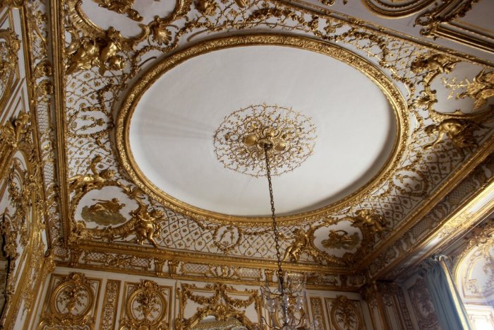 Потолок в стиле Барокко