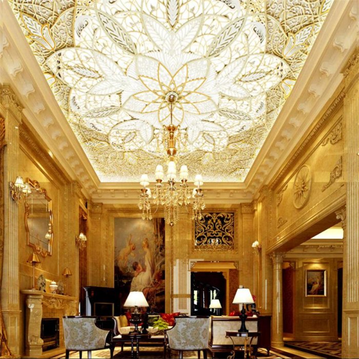 Потолочный декор