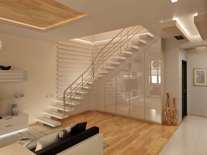 Лестница посередине гостиной