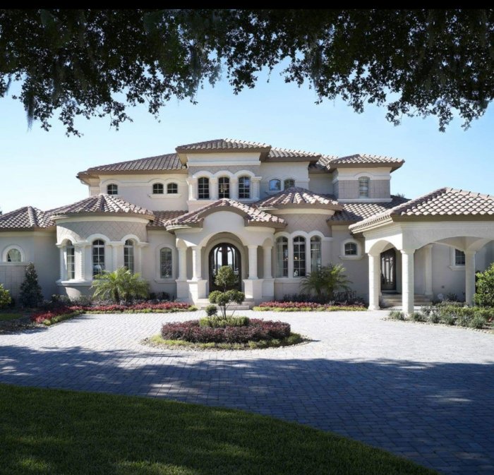 Особняк в средиземноморском стиле