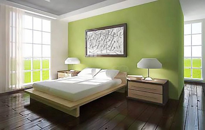 Спальня в белых, коричневых и зелёных тонах