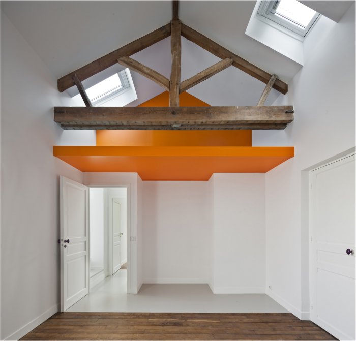 Антресоль в потолке