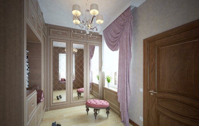 Интерьер прихожей в частном доме с окном