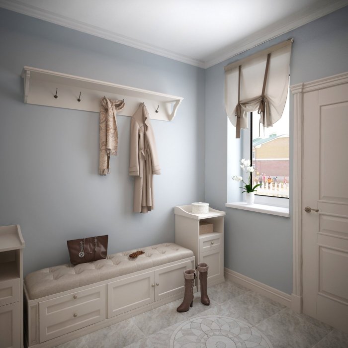 Маленькая прихожая в частном доме