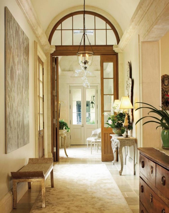 Французский стиль в интерьере прихожей
