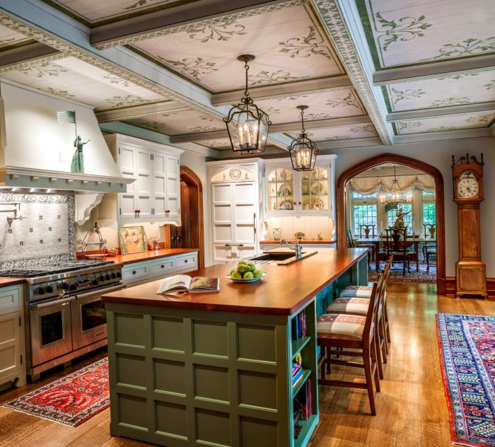 Балки в интерьере кухни