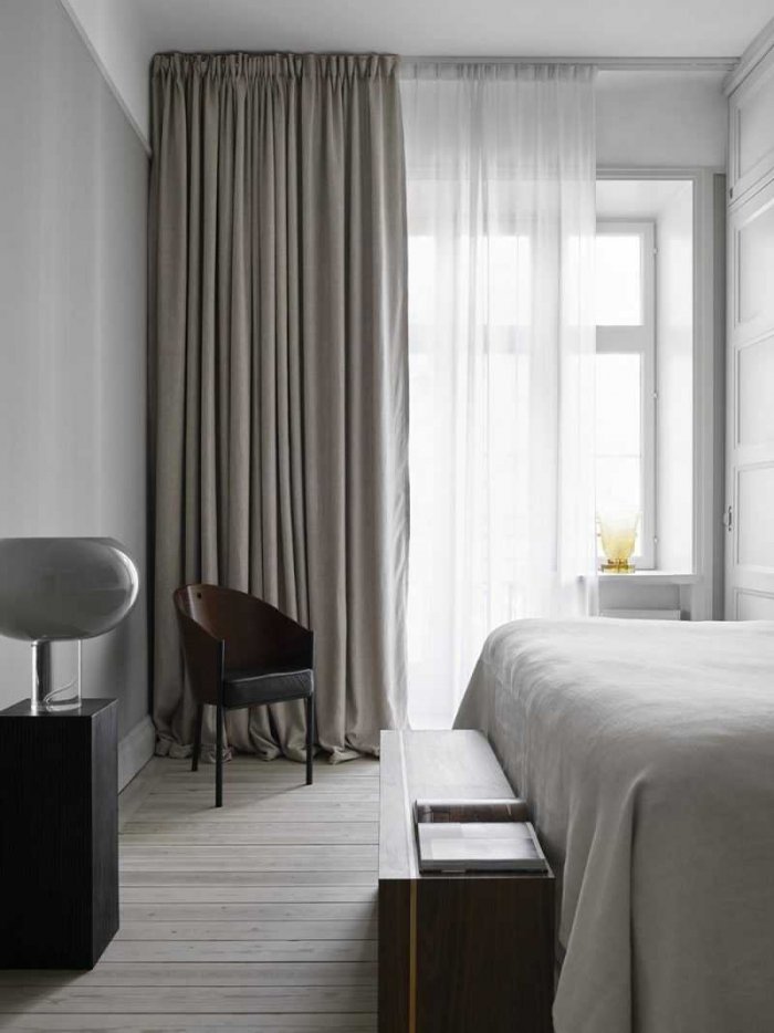 Стильные занавески в спальню