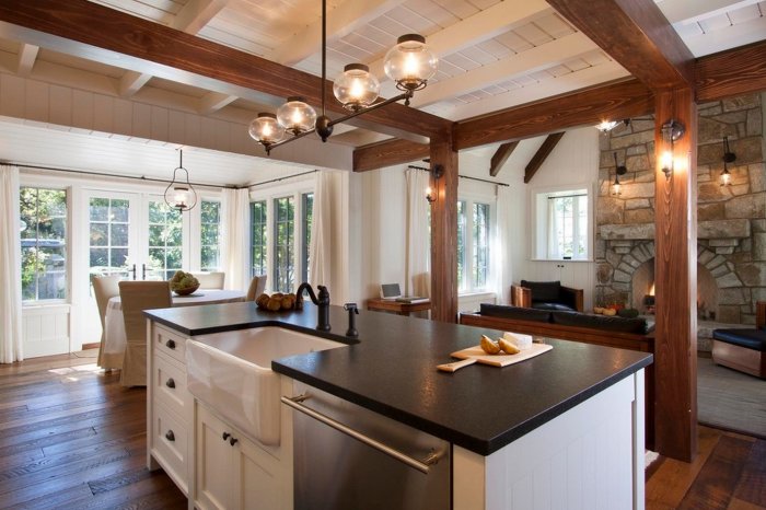 Освещение на деревянном потолке