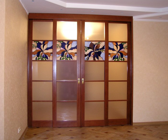 Раздвижные двери межкомнатные