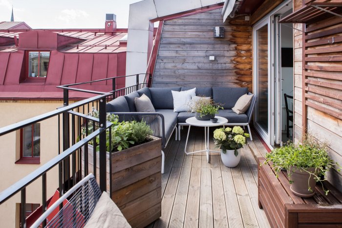 Терраса с балконом