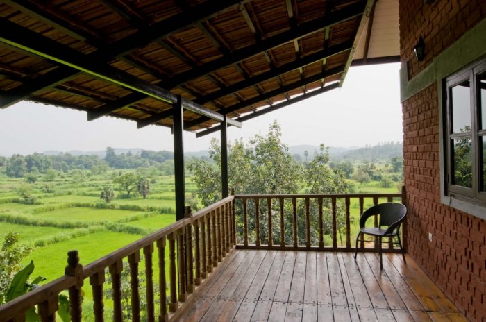 Деревянная терсса с балконом