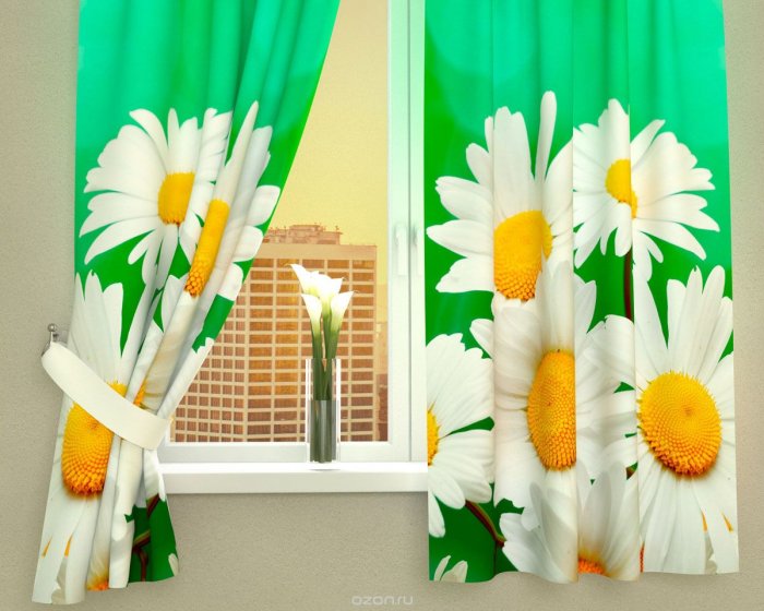 Шторы с ромашками на кухню