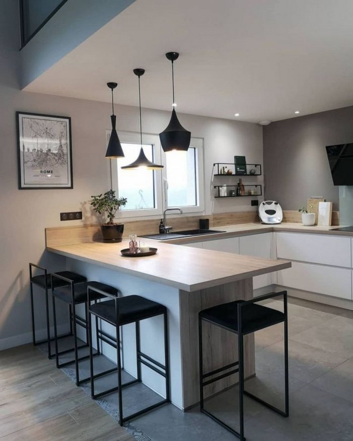 Кухонный остров с обеденной зоной