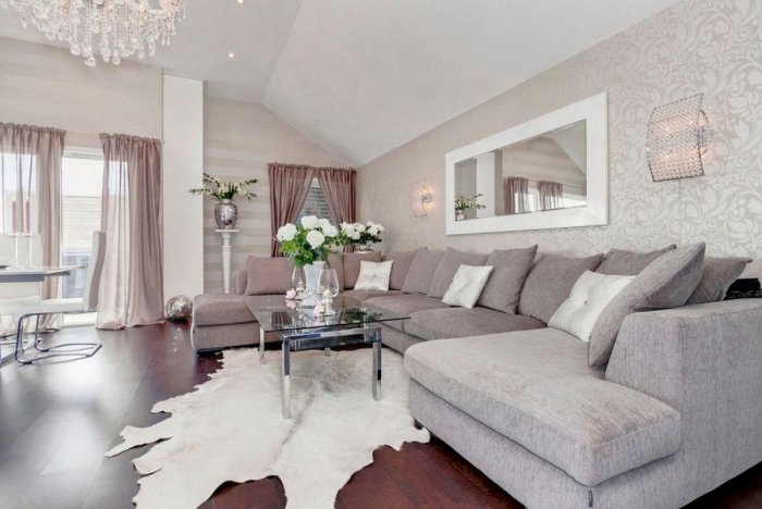 Светлый интерьер гостиной