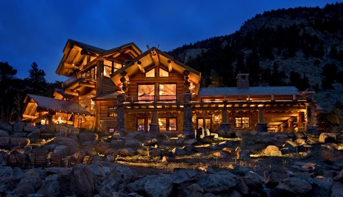 Бревенчатый дом пайонир