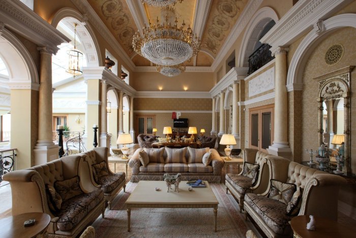Роскошный особняк в классическом стиле